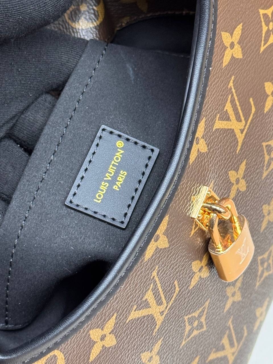 сумка на плечо louis vuitton,louis vuitton сумка,сумка луи виттон,сумочка луи виттон,сумка луи виттон женская