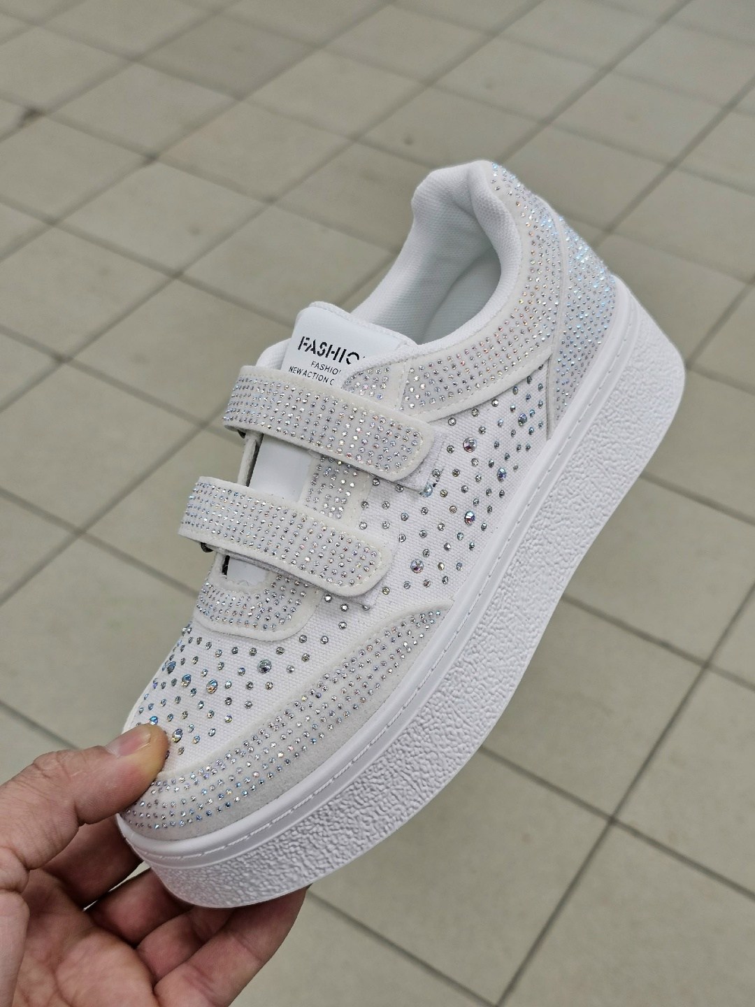 ,кроссовки женскиe, женская,спортивная ,кроссовки со стразами женские