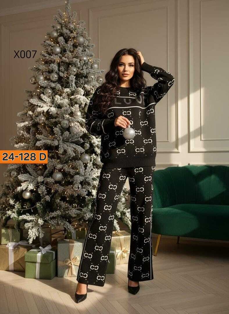 костюм трикотажный,костюм женский на флисе,костюм из трикотажа,женские костюмы,костюм женский двойка