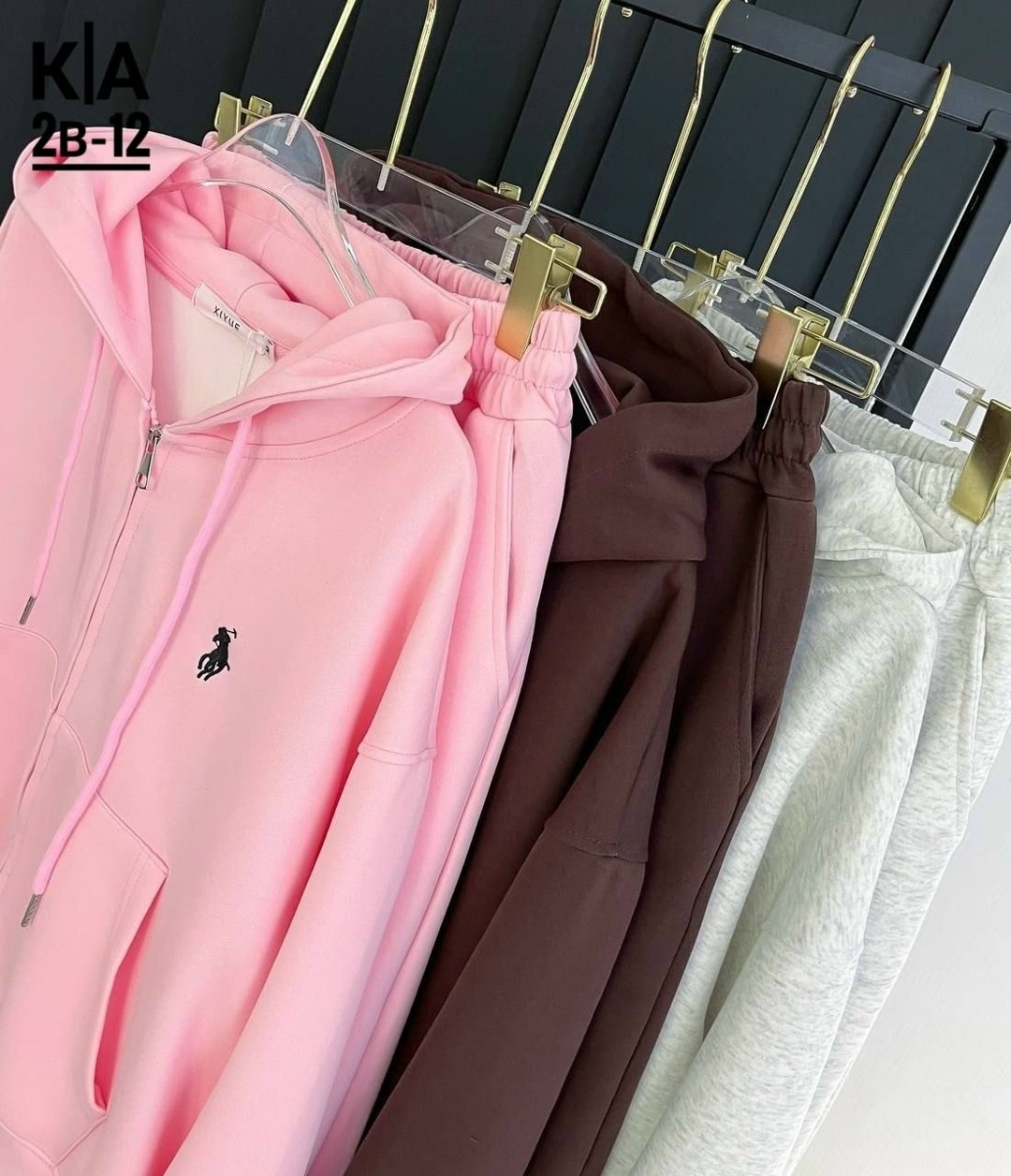 спортивный костюм женский,костюм тройка женский,женский костюм,женский спортивный костюм тройка,костюм спортивные женские костюмы