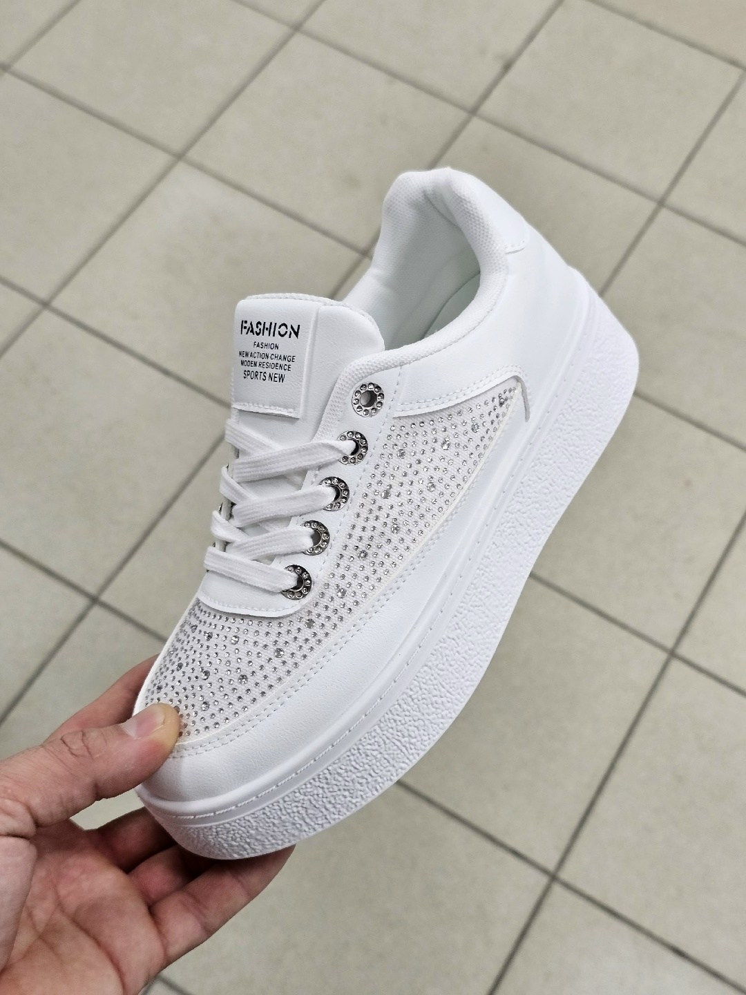 ,кроссовки женскиe, женская,спортивная ,кроссовки со стразами женские