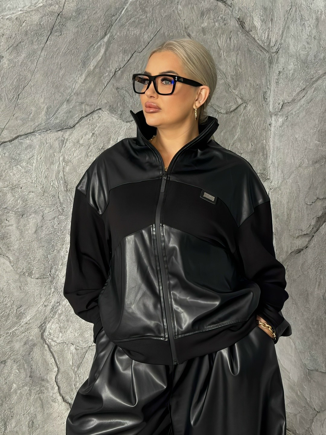 кожаная куртка,женская кожаная куртка,кожаная куртка бомбер,женская кожаная куртка из натуральной кожи,женская куртка