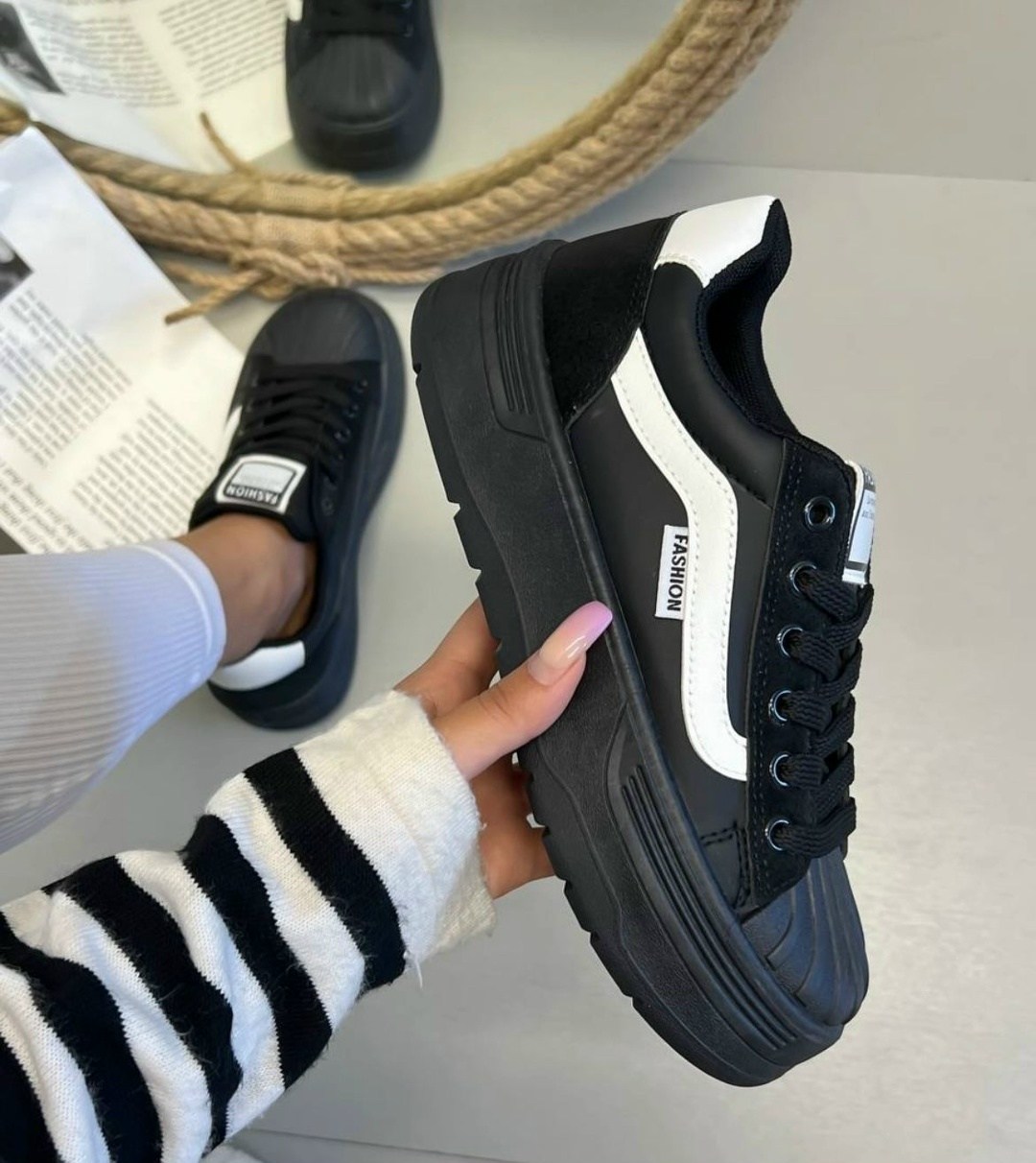 ,женские кроссовки,модные кроссовки,спортивная ,кроссовки платформа