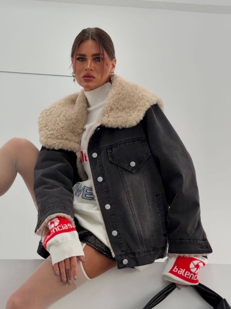 джинсовая зимняя женская куртка,зимняя женская джинсовая куртка с отделкой из искусственного меха,джинсовая куртка с мехом женская,джинсовая куртка,дубленка женская