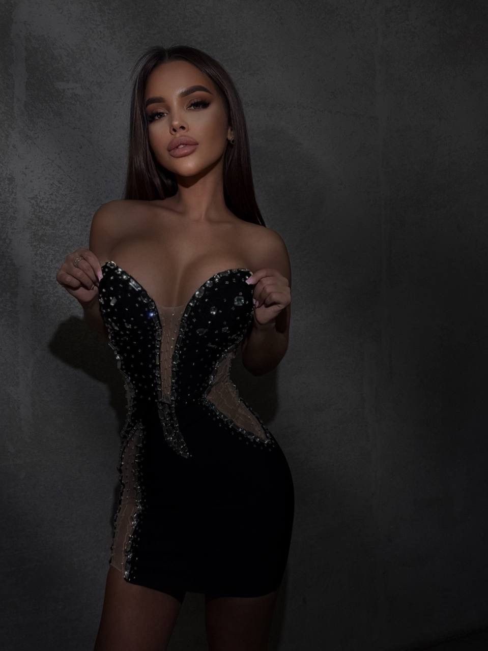 сексуальное облегающее короткое вечернее платье без бретелек с бисером,бандажное платье,приталенное платье,платье в стразах,платье вечернее