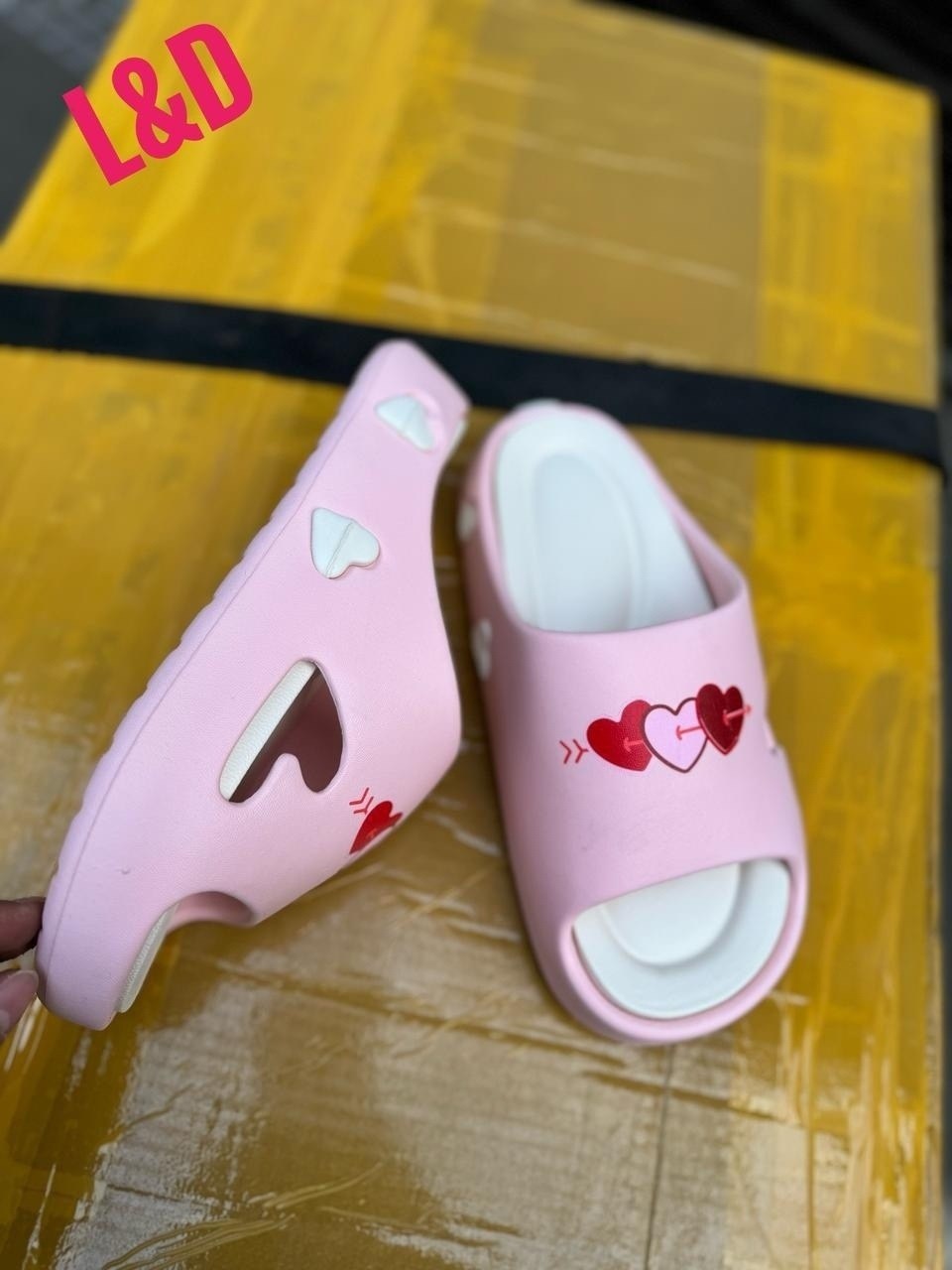 шлепанцы женские,женские тапочки,летние тапочки,домашние тапочки,модные тапочки