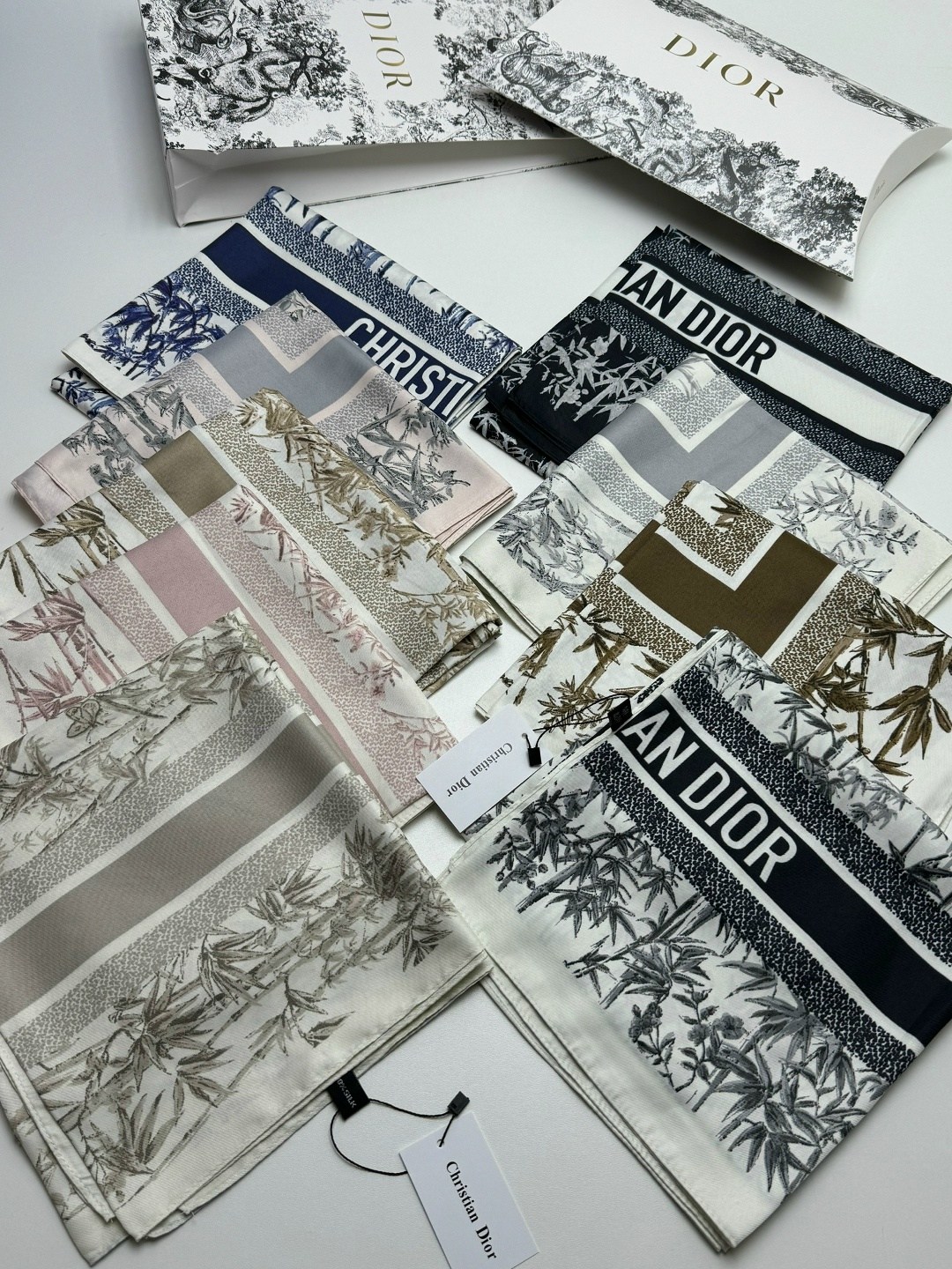 платок диор,платок dior,платок женский,платок шелковый,платок брендовый