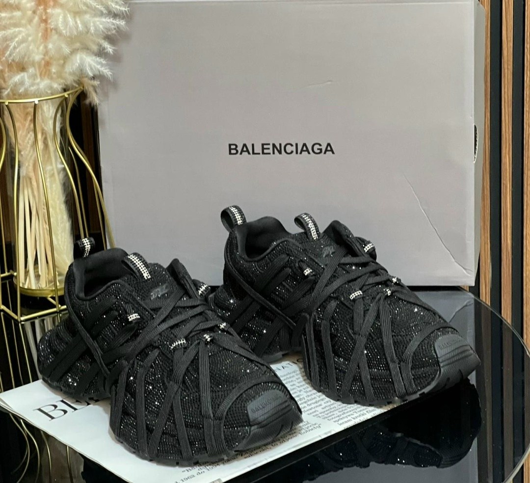 кроссовки женские balenciaga,кроссовки balenciaga,кроссовки balenciaga 3xl,кроссовки balenciaga 3 xl,кроссовки extreme lace 3xl balenciaga светло-бежевый