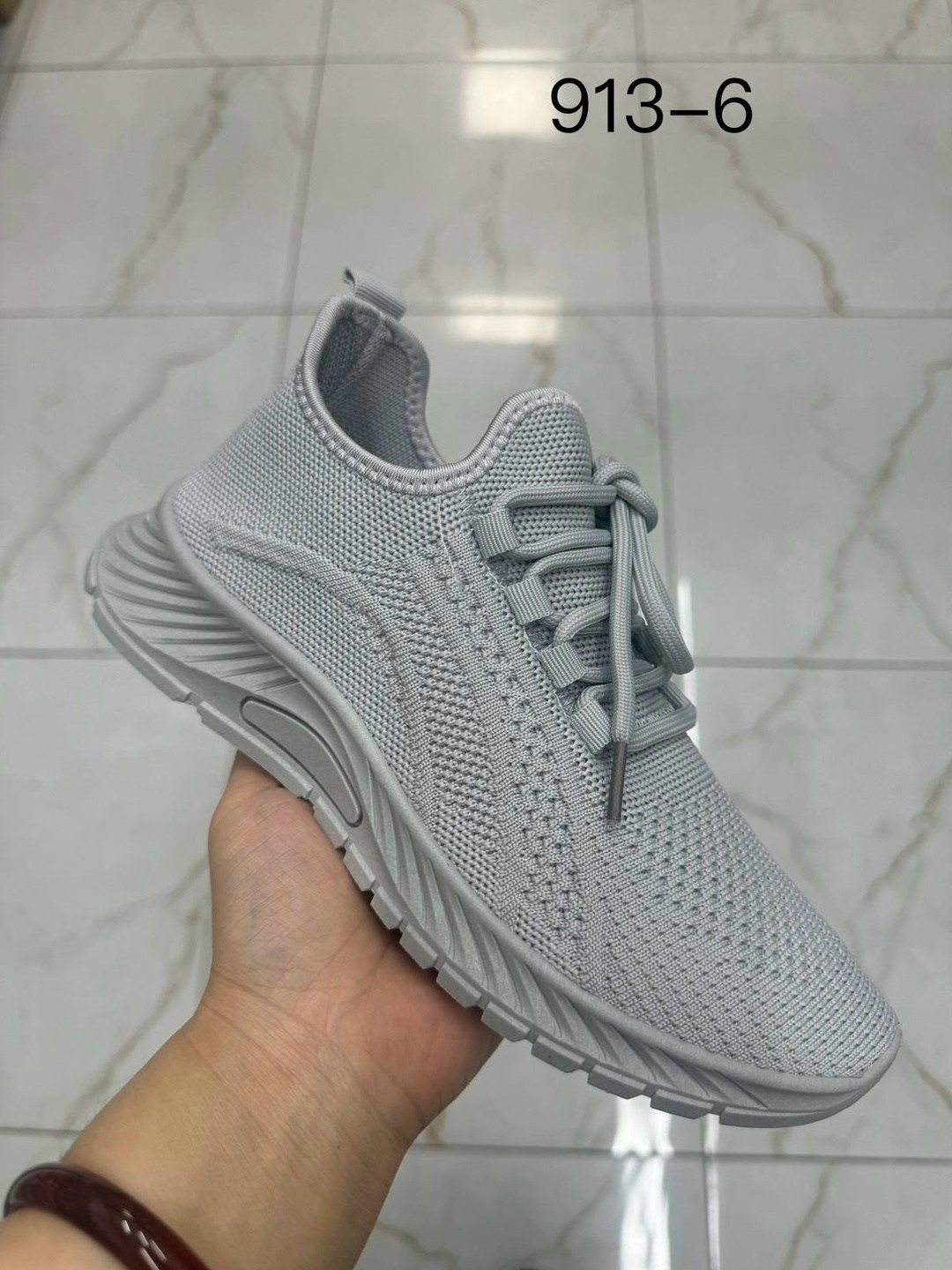 ,женские кроссовки,мужские кроссовки,спортивная ,кроссовка