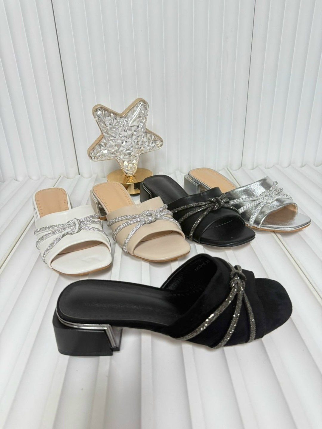 , женская,босоножки со стразами,женские босоножки,женские шлепанцы