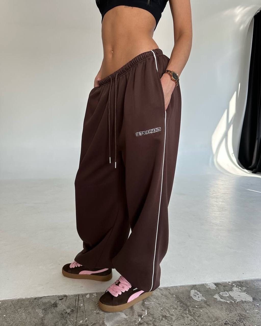 широкие брюки,широкие штаны,спортивные штаны широкие оверсайз,спортивные штаны женские,широкие спортивные брюки