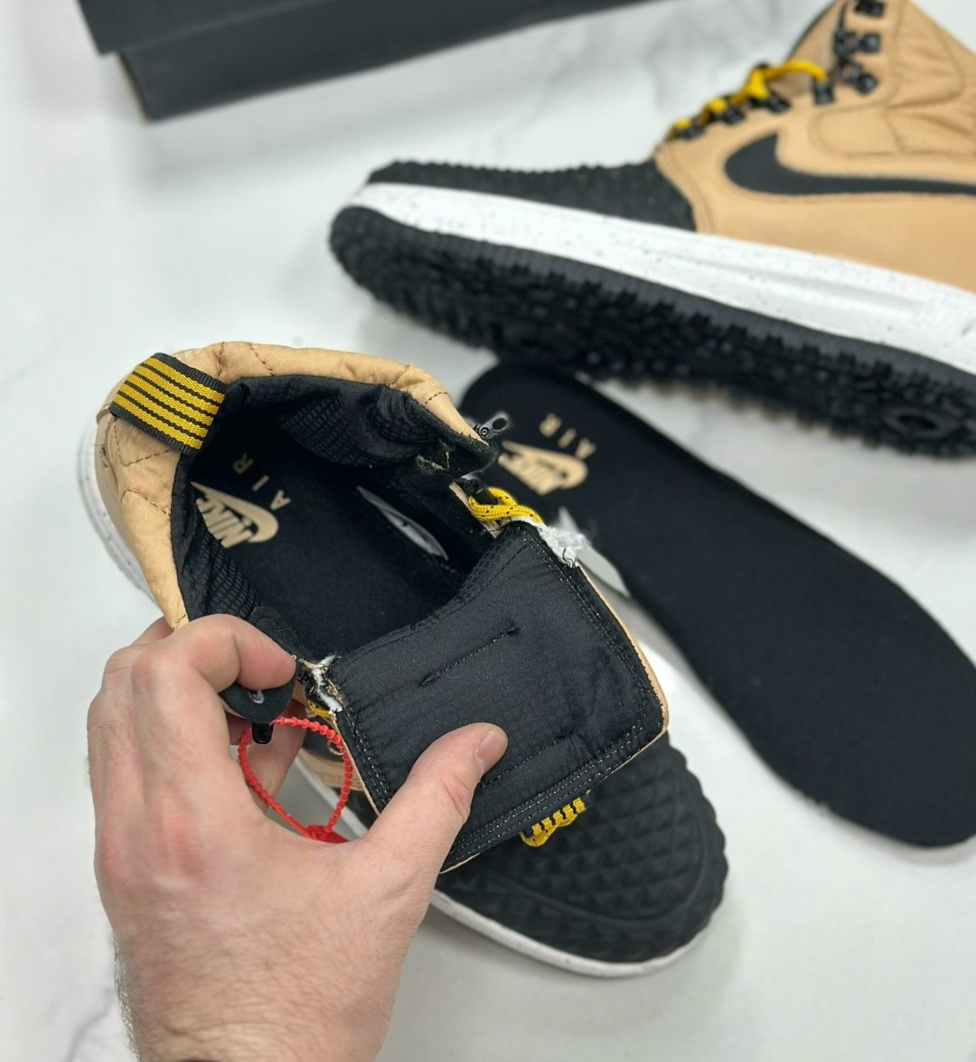 кроссовки зимние nike lunar force 1 duckboot,кроссовки nike lunar force 1 duckboot,nike lunar force 1 duckboot,кроссовки nike lunar force 1 duckboot 17 linen внутри,кроссовки nike lunar force 1