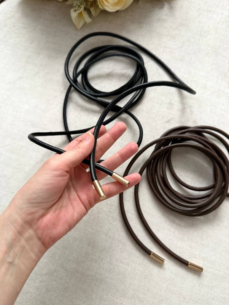 кожаный шнур,тонкий ремень из искусственной кожи,шнурки кожаные,тонкий кожаный шнурок,тонкие ремни