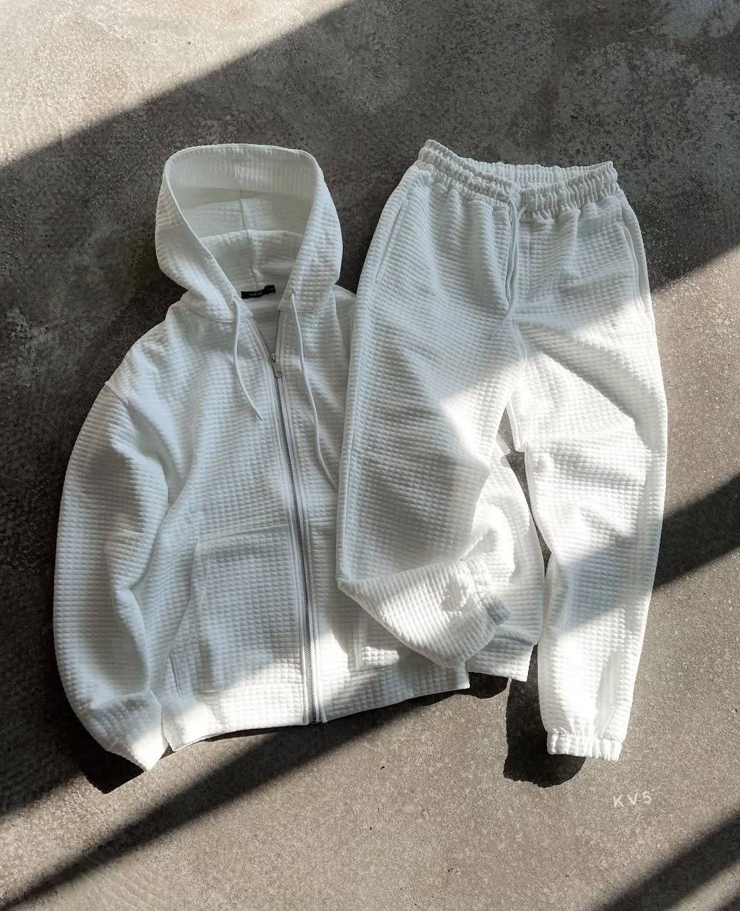 костюм спортивный,мужские спортивные костюмы,повседневный спортивный костюм,мужская мода,спортивный костюм стильный