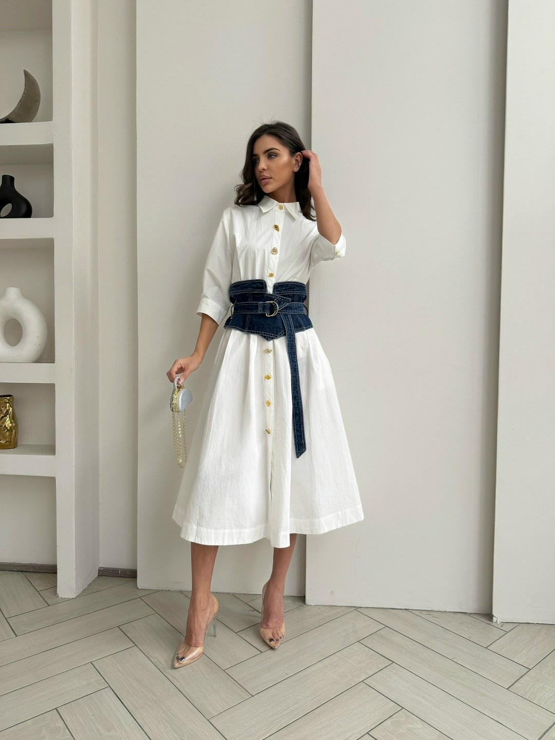 платье с поясом,стильное платье,белое платье рубашка,женское платье рубашка