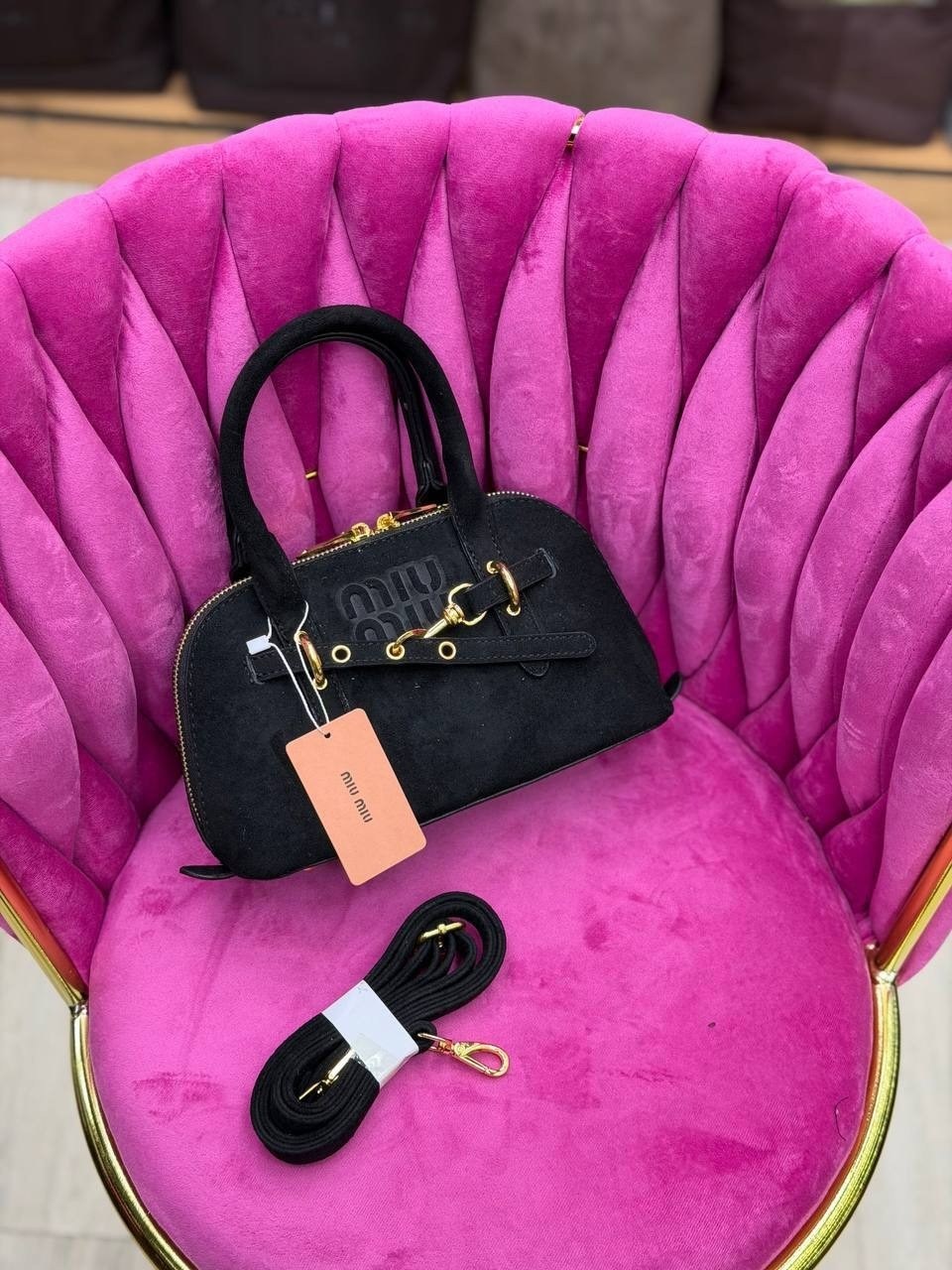 замшевая сумка miu miu aventure,сумка miu miu,сумка,сумка женская miu miu замш,сумка женская