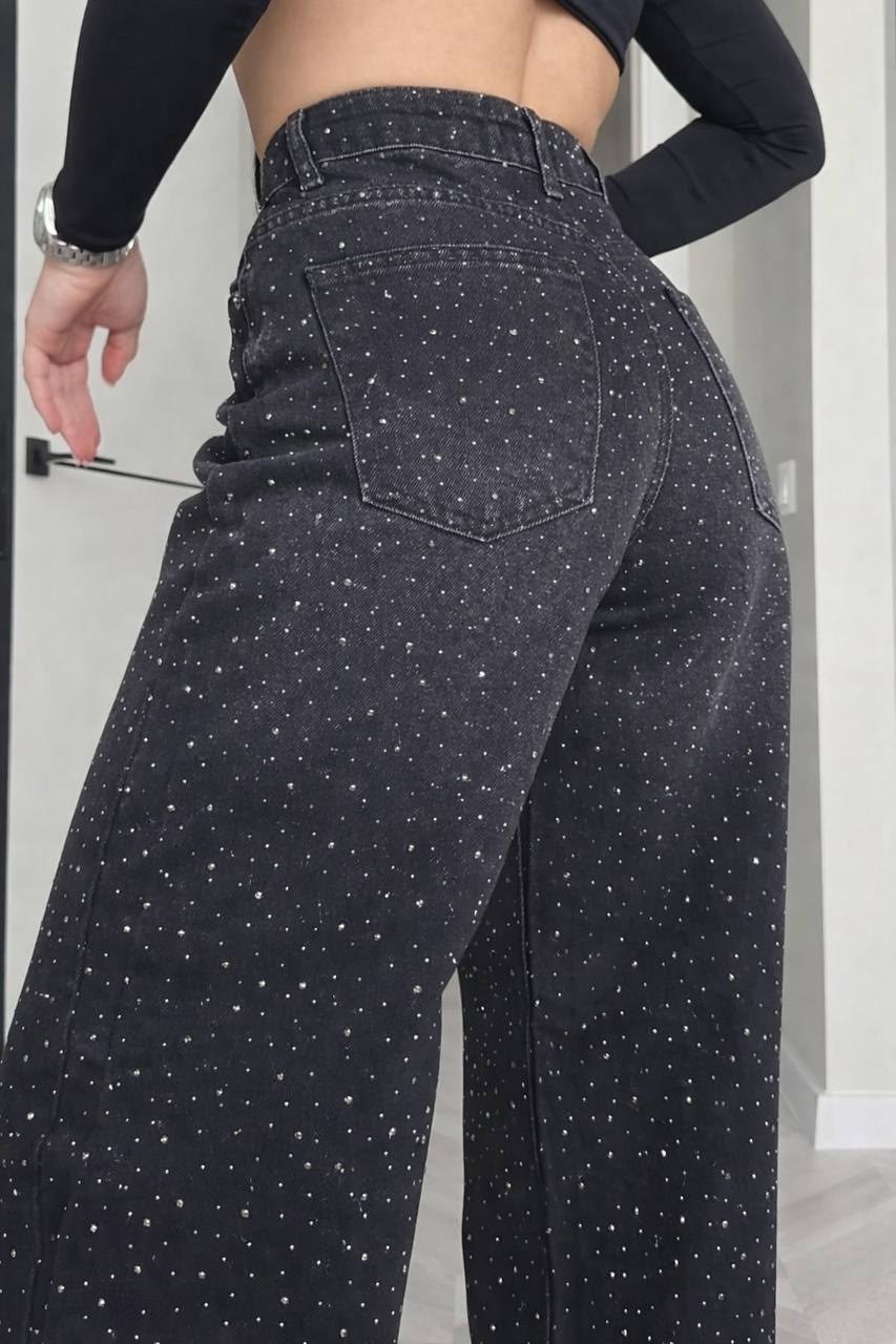 джинсы со стразами,женские джинсы со стразами,джинсы широкие трубы со стразами,женские джинсы,джинсы трубы стразе