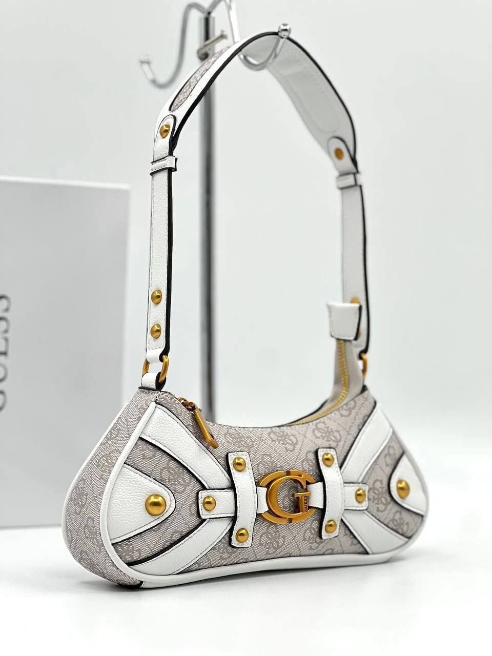 сумка через плечо guess mintha бежевая,женская сумка guess,сумка через плечо guess,сумка на плечо guess,сумка guess