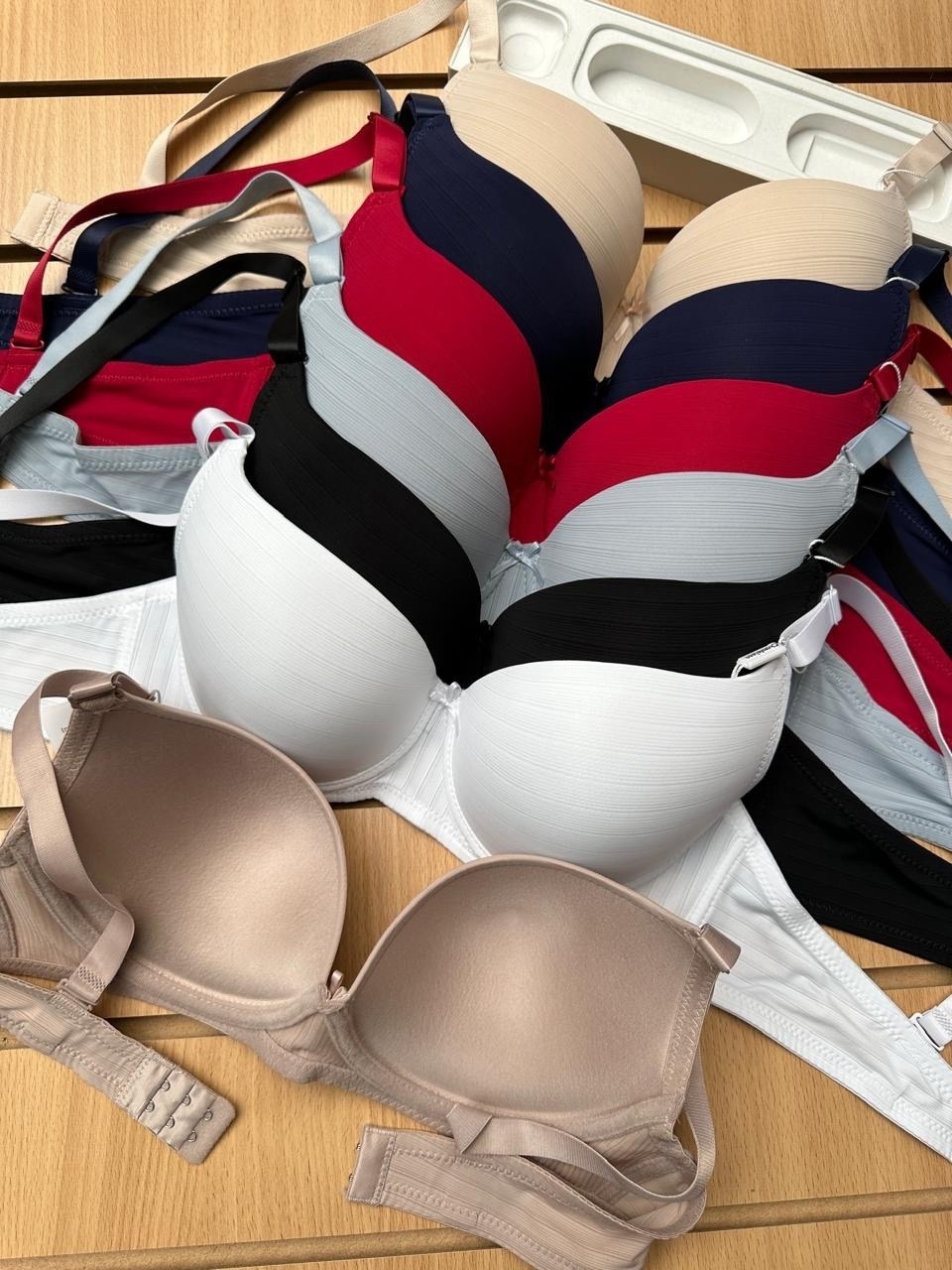 бюстгальтер с пуш ап,нижнее белье бюстгальтер,женские бюстгальтеры,бюстгальтер с пушап гладкий,бюстгальтер