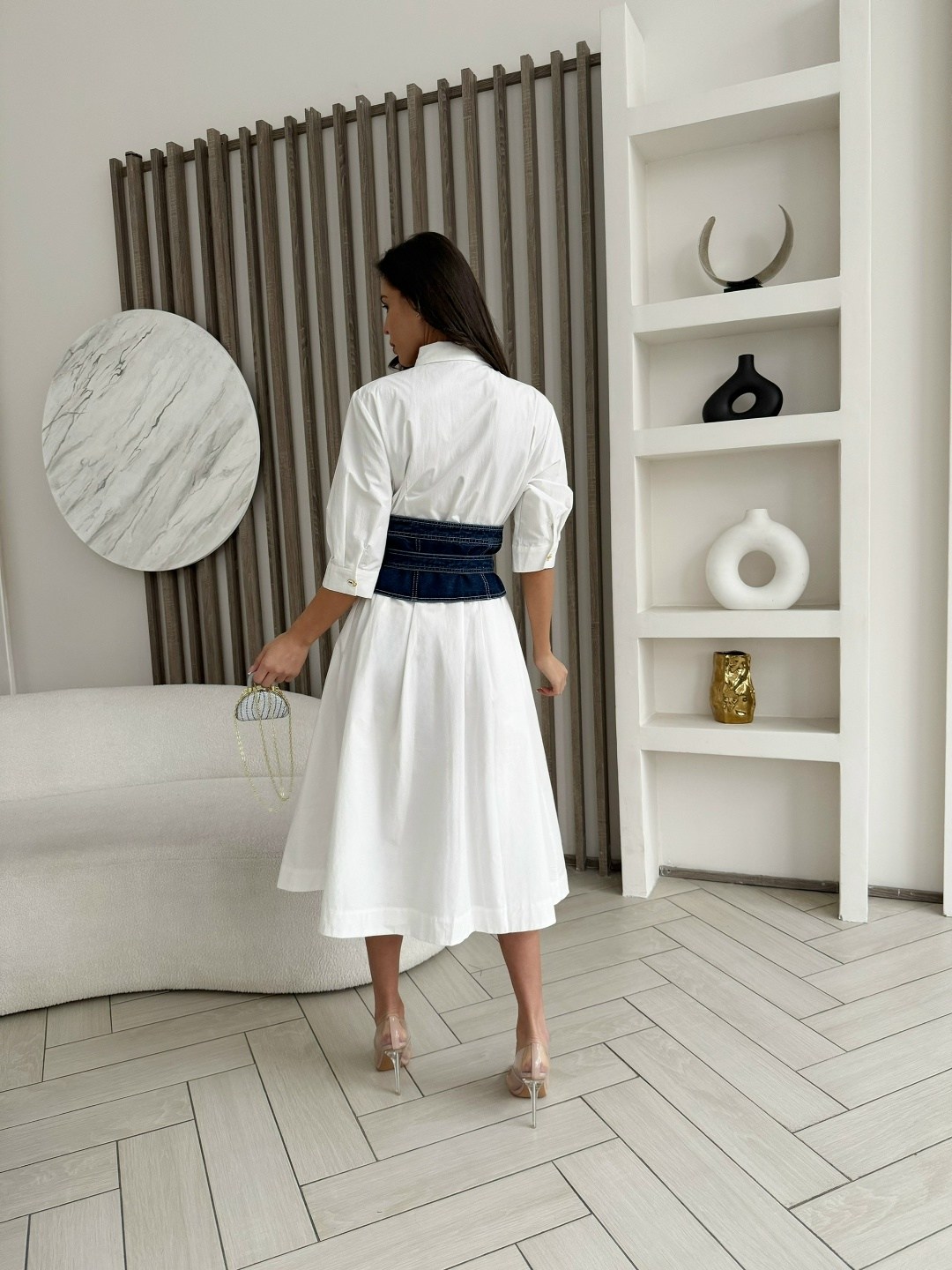 платье с поясом,стильное платье,белое платье рубашка,женское платье рубашка