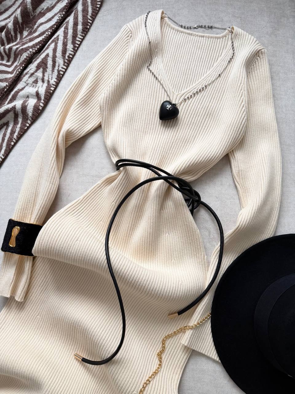 платье женское длинное вязаное,трикотажное длинное платье,вязаное длинное платье,платья элегантные,платье миди с длинными рукавами