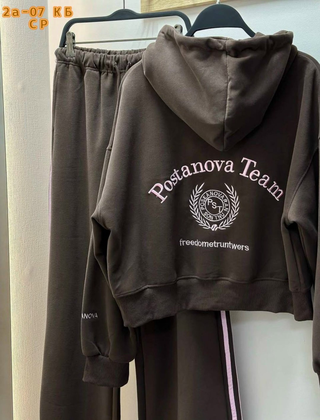 костюм спортивный celine,спортивный костюм,спортивный костюм gucci,костюм женский,спорт костюм