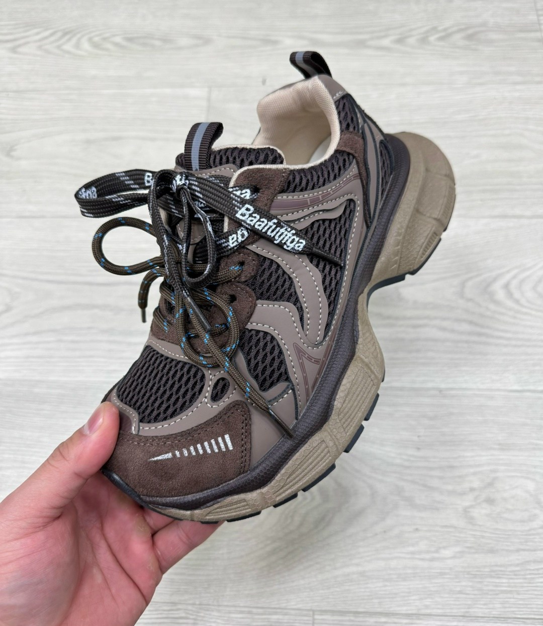 кроссовки,детские кроссовки,кроссовки удобные,повседневные кроссовки,спортивная