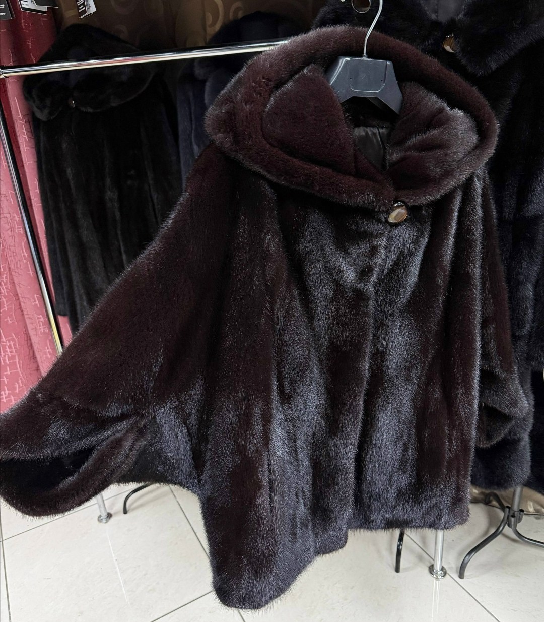 шуба норковая,шуба норковая трапеция с капюшоном,шуба норковая с капюшоном,шуба из норки,шуба с капюшоном