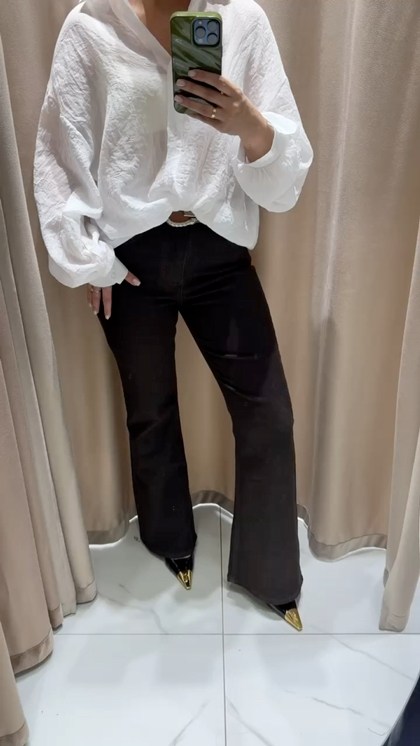 джинсы брюки,джинсы клёш женские,джинсы клеш,джинсы мода,расклешенные джинсы