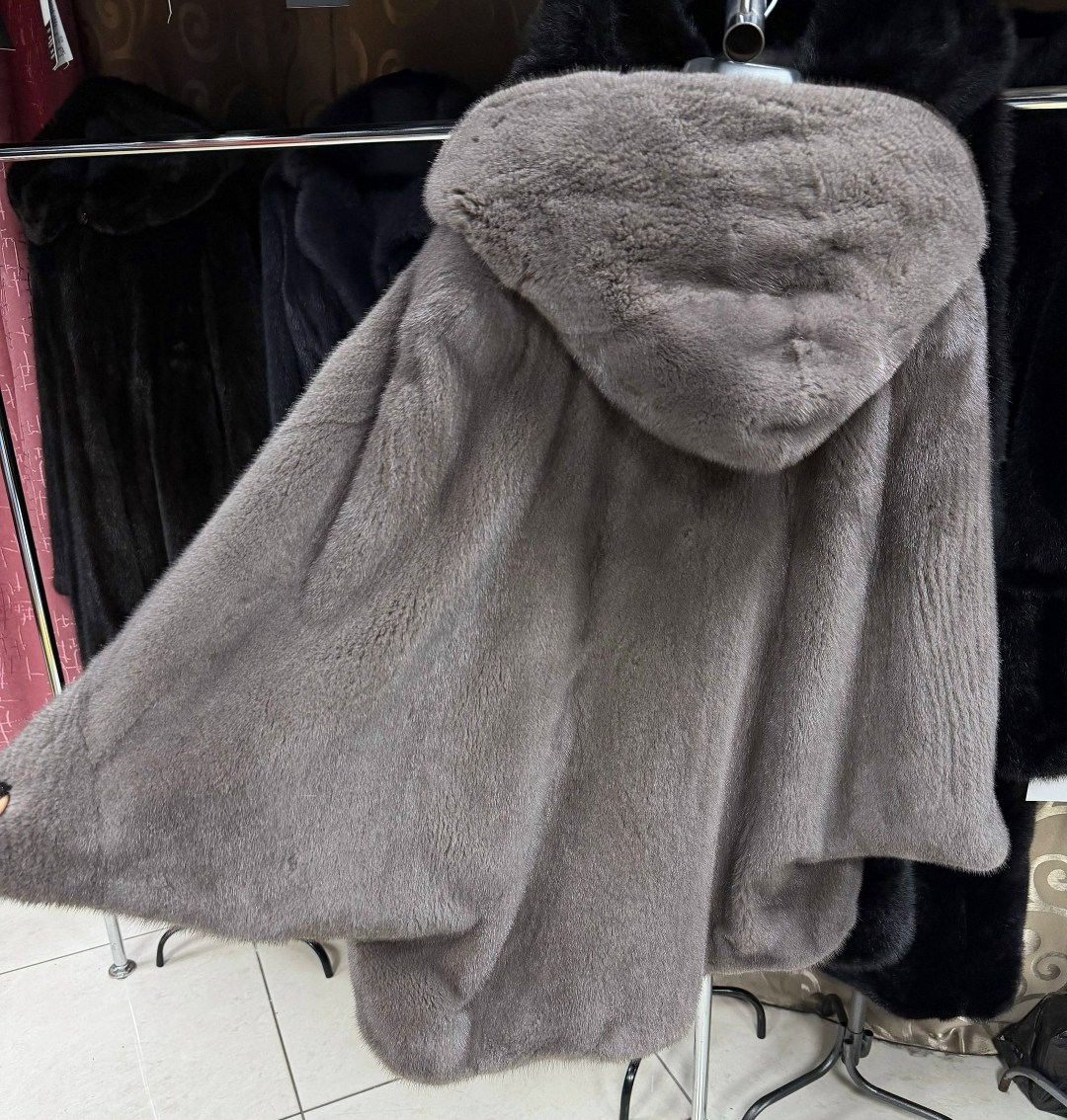 норковые шубы,шуба норковая с капюшоном,шубка из меха европейской норки с капюшоном,шубка из меха европейской норки с капюшоном модель "москвичка",шуба