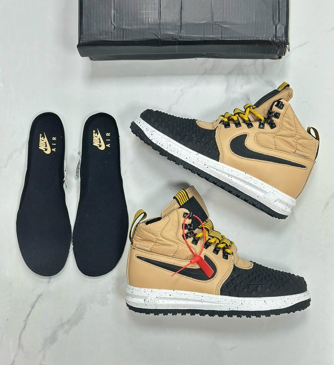 кроссовки зимние nike lunar force 1 duckboot,кроссовки nike lunar force 1 duckboot,nike lunar force 1 duckboot,кроссовки nike lunar force 1 duckboot 17 linen внутри,кроссовки nike lunar force 1