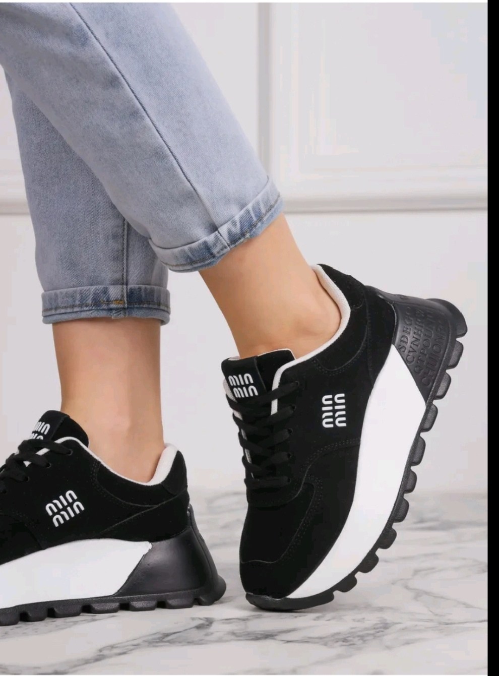 ,кроссовки женскиe,кроссовки повседневные,стильные женские кроссовки,кроссовки модные