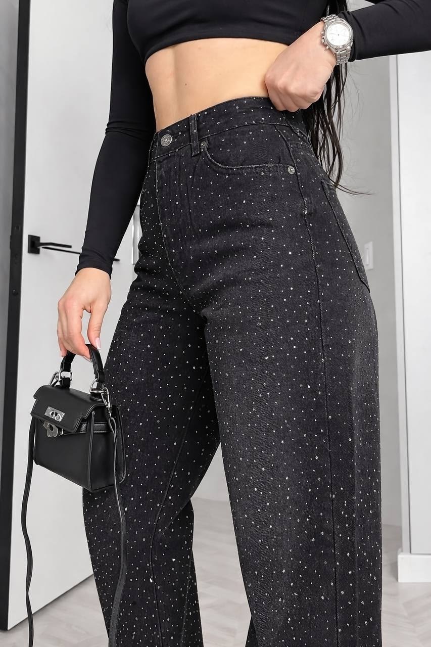 джинсы со стразами,женские джинсы со стразами,джинсы широкие трубы со стразами,женские джинсы,джинсы трубы стразе