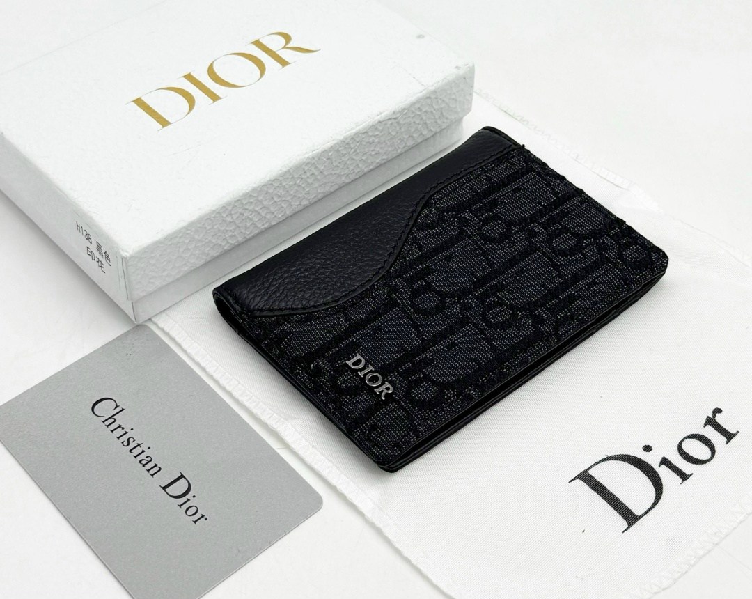 кошелек dior,диор кошелек,элегантный кошелёк,стильный кошелек,кошелек мужской