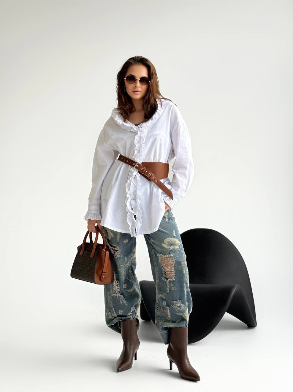 стильная рубашка,женская хлопковая рубашка,блузка стильная,белая рубашка оверсайз,джинсы стиль