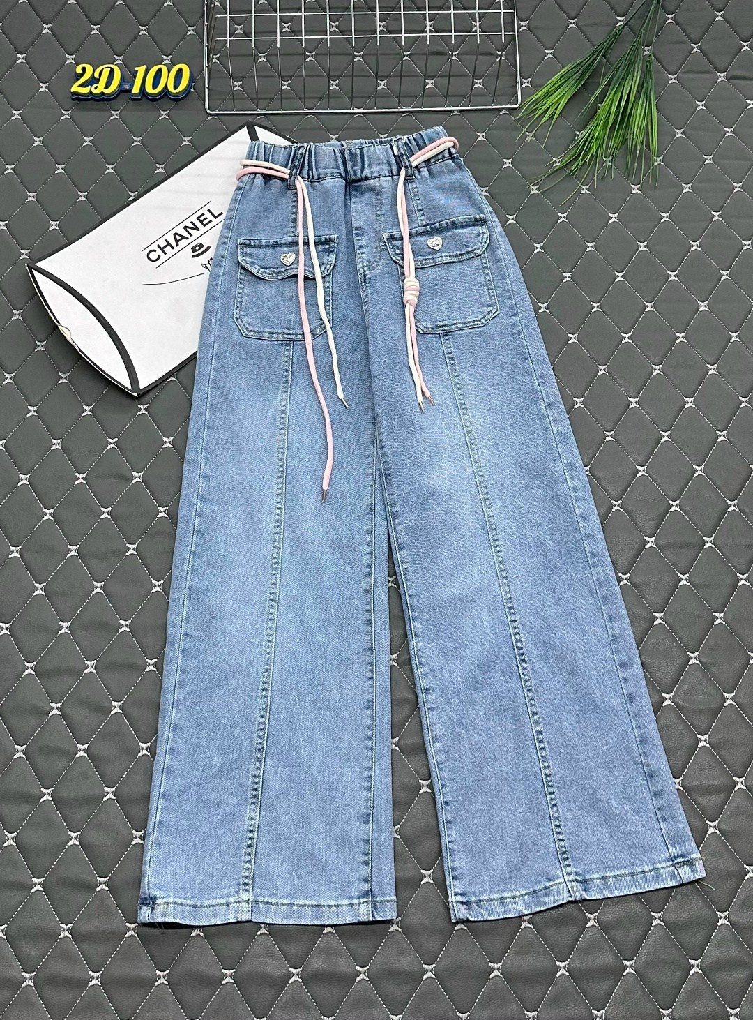 джинсовые брюки,джинсы широкие,брюки джинсы,модные джинсы,джинсовые широкие брюки