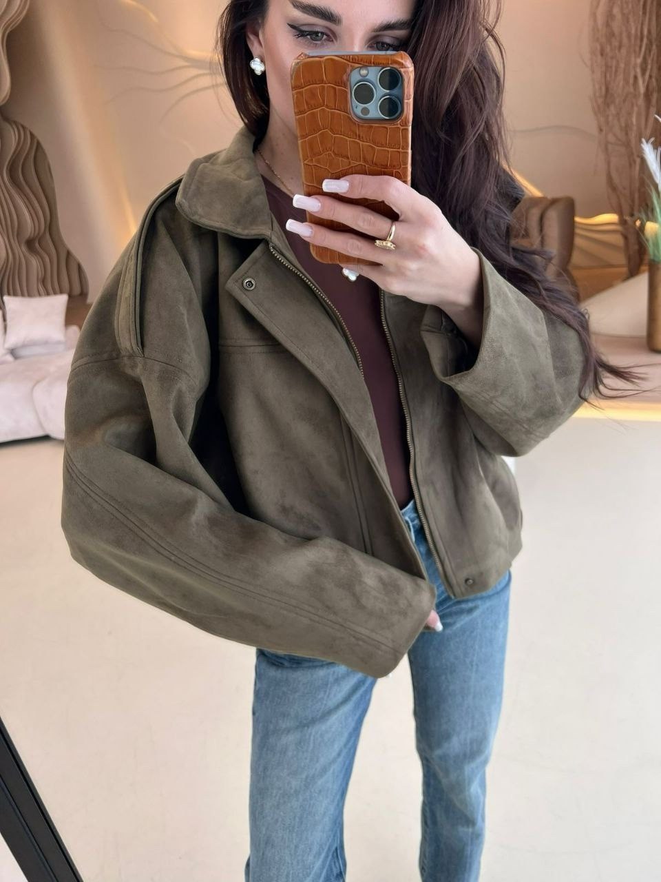 куртка замшевая,женская замшевая куртка,трендовая куртка замшевая,куртка из замши,куртка косуха