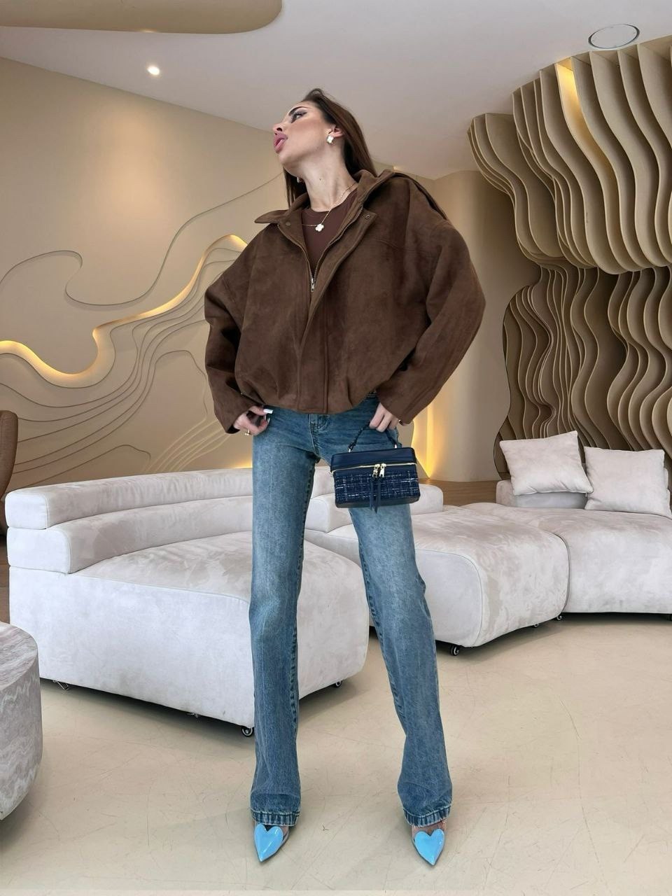 куртка замшевая,женская замшевая куртка,трендовая куртка замшевая,куртка из замши,куртка косуха