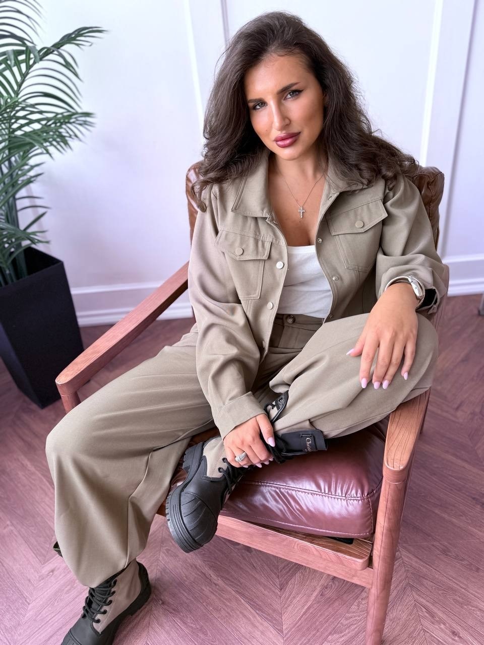 стильные костюмы,женские костюмы,брючные женские костюмы,летние брючные костюмы,костюм классический emberens