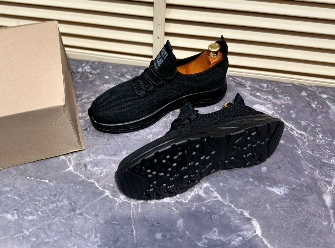 ,кроссовка мужской,мужские кроссовки, спортивная,кроссовки для мужчин