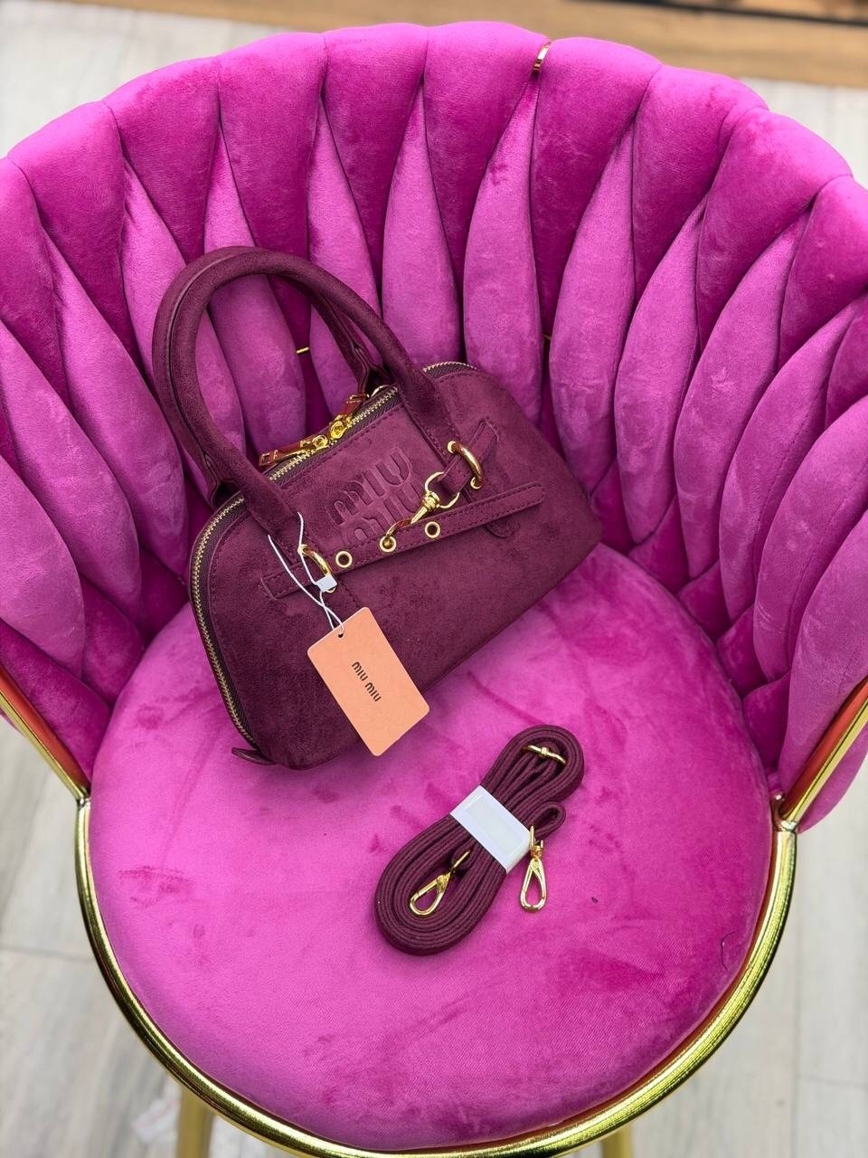 сумка замшевая miu miu aventure,сумка женская miu miu из натуральной замши,сумка женская замшевая miu miu,сумка женская,miu miu сумка