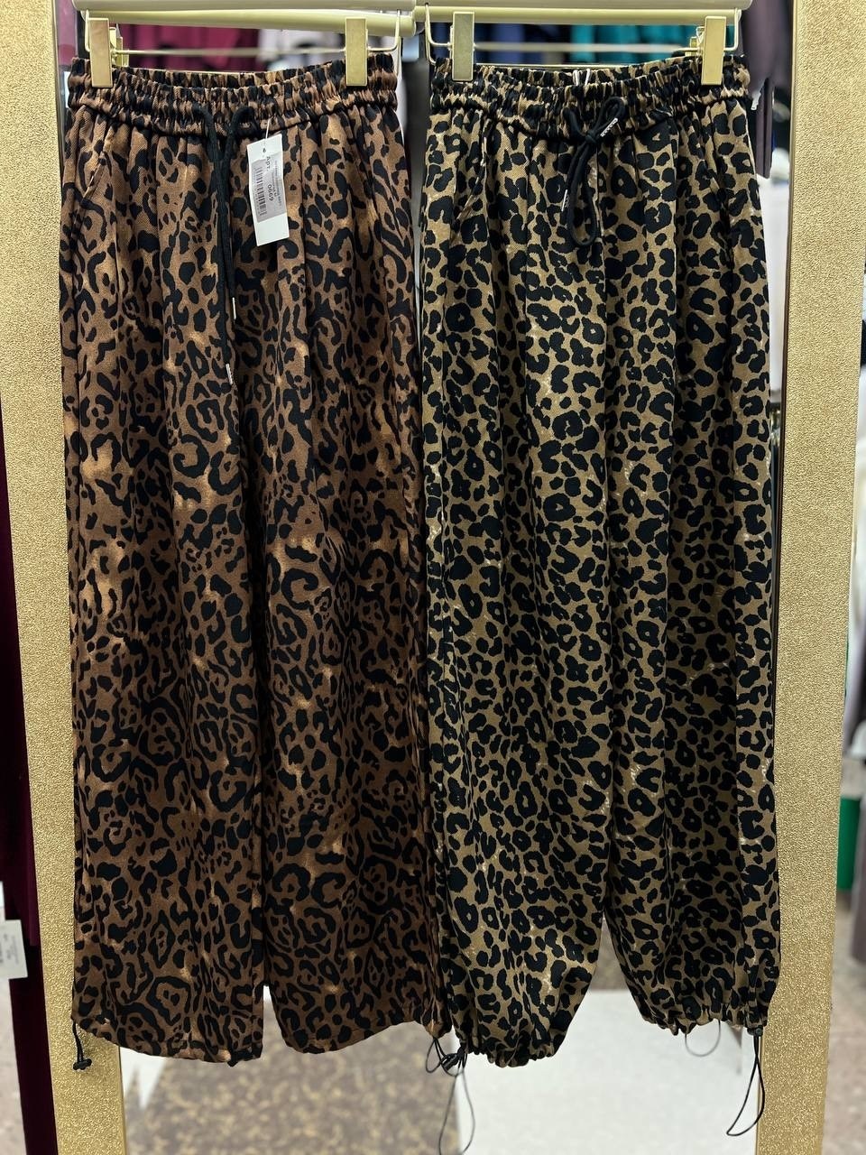 леопардовые брюки,брюки прямого покроя с леопардовым принтом,укороченные брюки с широкими штанинами и леопардовым принтом для женщин,брюки с леопардовым принтом,леопардовые штаны