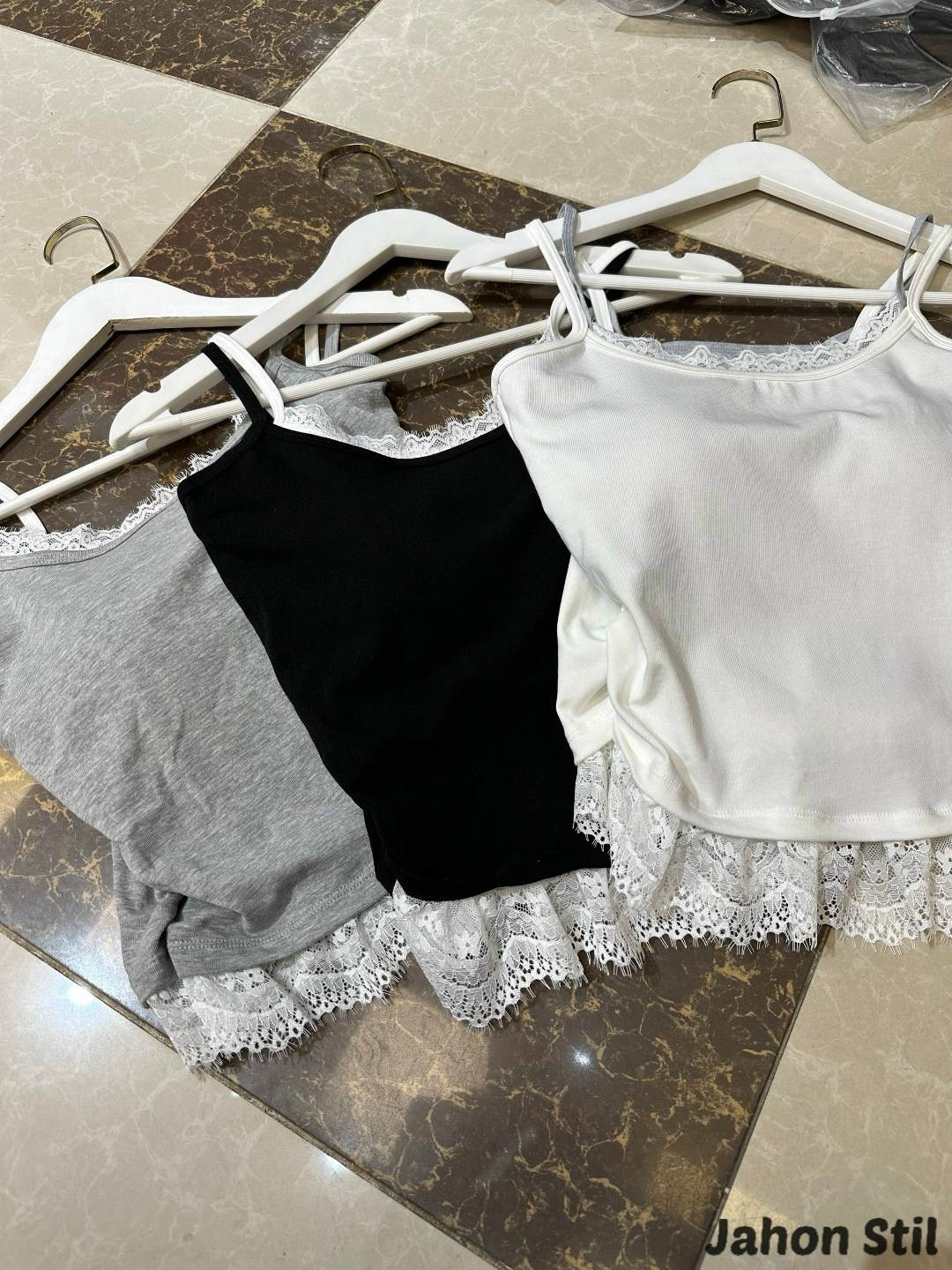 майка с кружевами,женская майка,майка на бретельках,хлопковые топы,кружевная майка