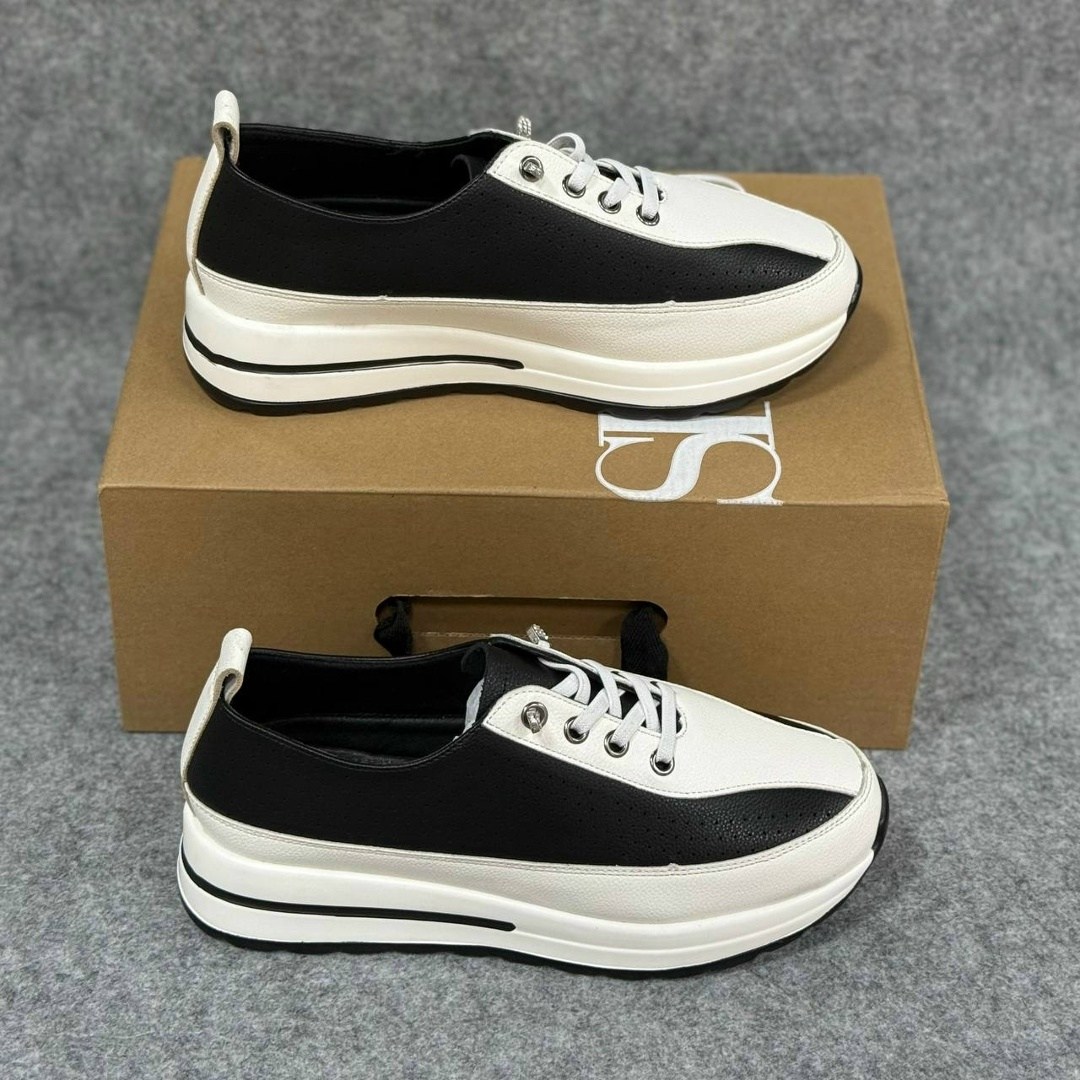 ,женские кроссовки,женская ,стильные кроссовки,обуви