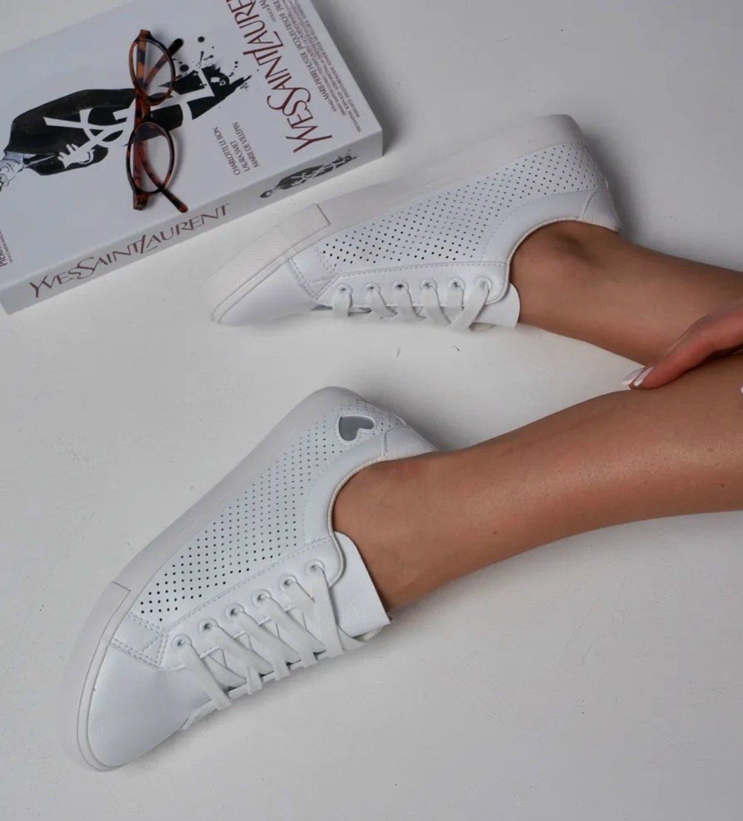 ,кроссовки на липучках женские,белые кеды экко на липучке,женские кроссовки,спортивная