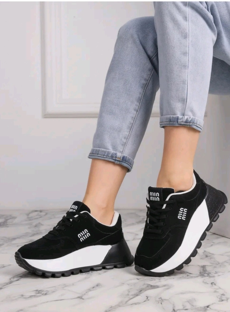 ,кроссовки женскиe,кроссовки повседневные,стильные женские кроссовки,кроссовки модные