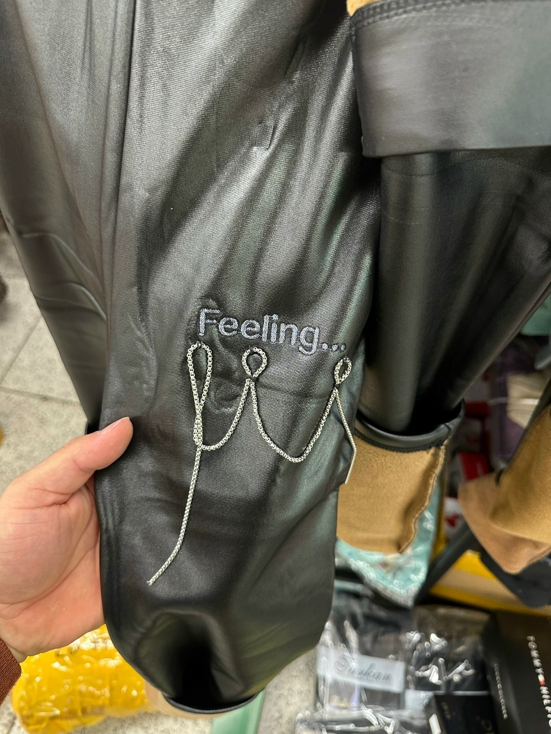 лосины кожаные,легинсы кожаные,кожаные леггинсы,лосины женские,легинсы женские