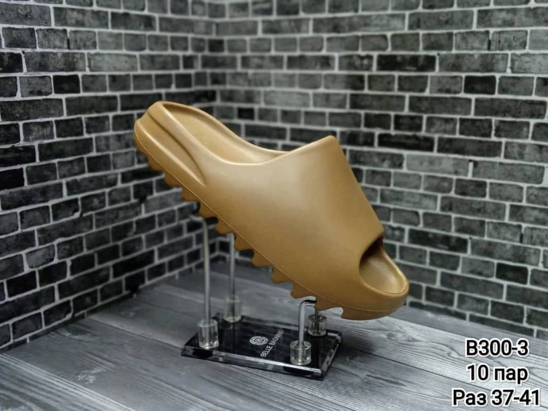 adidas yeezy slide,adidas yeezy slide glow green,сланцы adidas yeezy slide,тапки адидас yeezy slide,модные тапочки