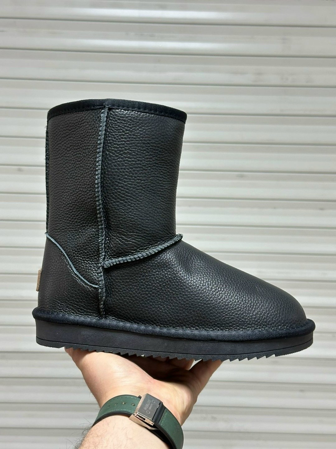 угги ugg classic mini ii черный,угги мужские черные,угги,чёрные мужские угги мини,мужские угги