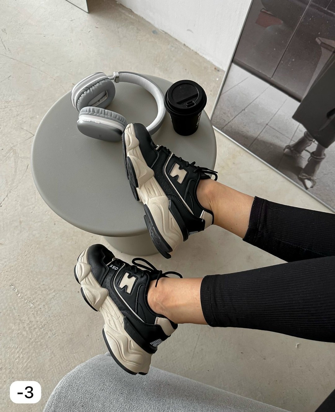 кроссовки женскиe,модные кроссовки,кроссовки кожа, женская,стильные кроссовки